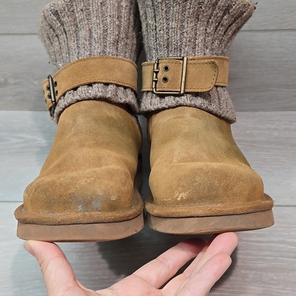 Ugg Australia Women 1003175 Sweater Suede | Mercari Ugg Australia Women 1003175 Sweater Suede Chestnut Boots shoes sz 7
